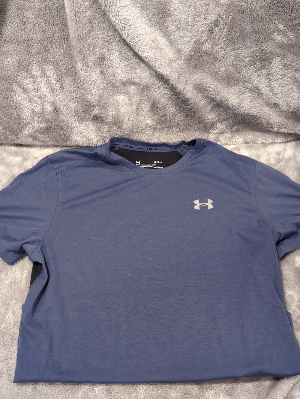 Under Armour Men’s Short-Sleeve Performance Tee in Blue with White Logo